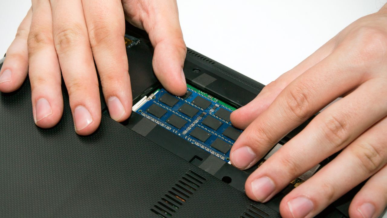 how to upgrade laptop RAM